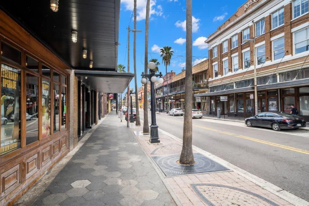 Casa Romeo - Luxury Ybor Apt, Steps To 7Th Ave Tampa Dış mekan fotoğraf