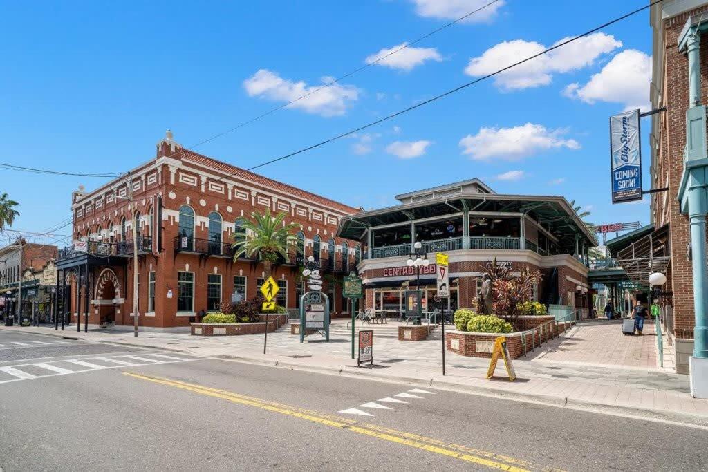 Casa Romeo - Luxury Ybor Apt, Steps To 7Th Ave Tampa Dış mekan fotoğraf